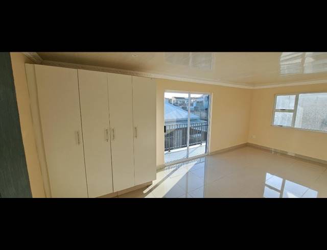 2 BEDROOM PROPERTY TO RENT IN SYDENHAM